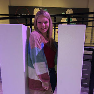 Meet your Posher, Anna